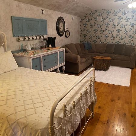 Bed And Breakfast Suite At The Wooded Retreat Pine City Экстерьер фото