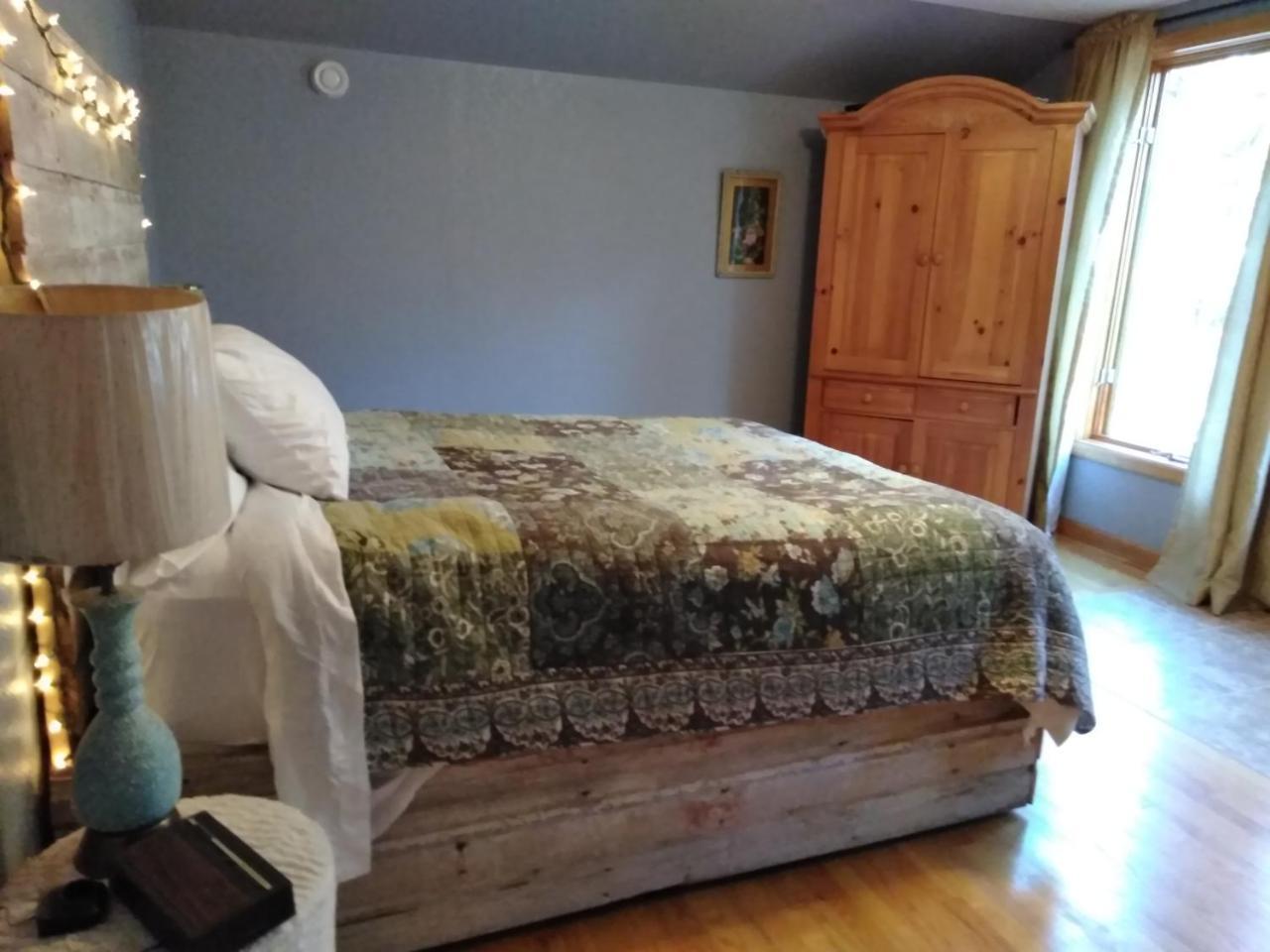 Bed And Breakfast Suite At The Wooded Retreat Pine City Экстерьер фото