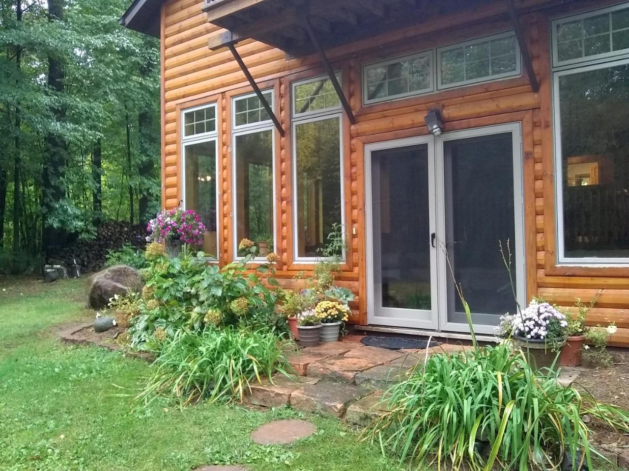 Bed And Breakfast Suite At The Wooded Retreat Pine City Экстерьер фото