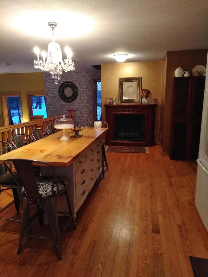 Bed And Breakfast Suite At The Wooded Retreat Pine City Номер фото